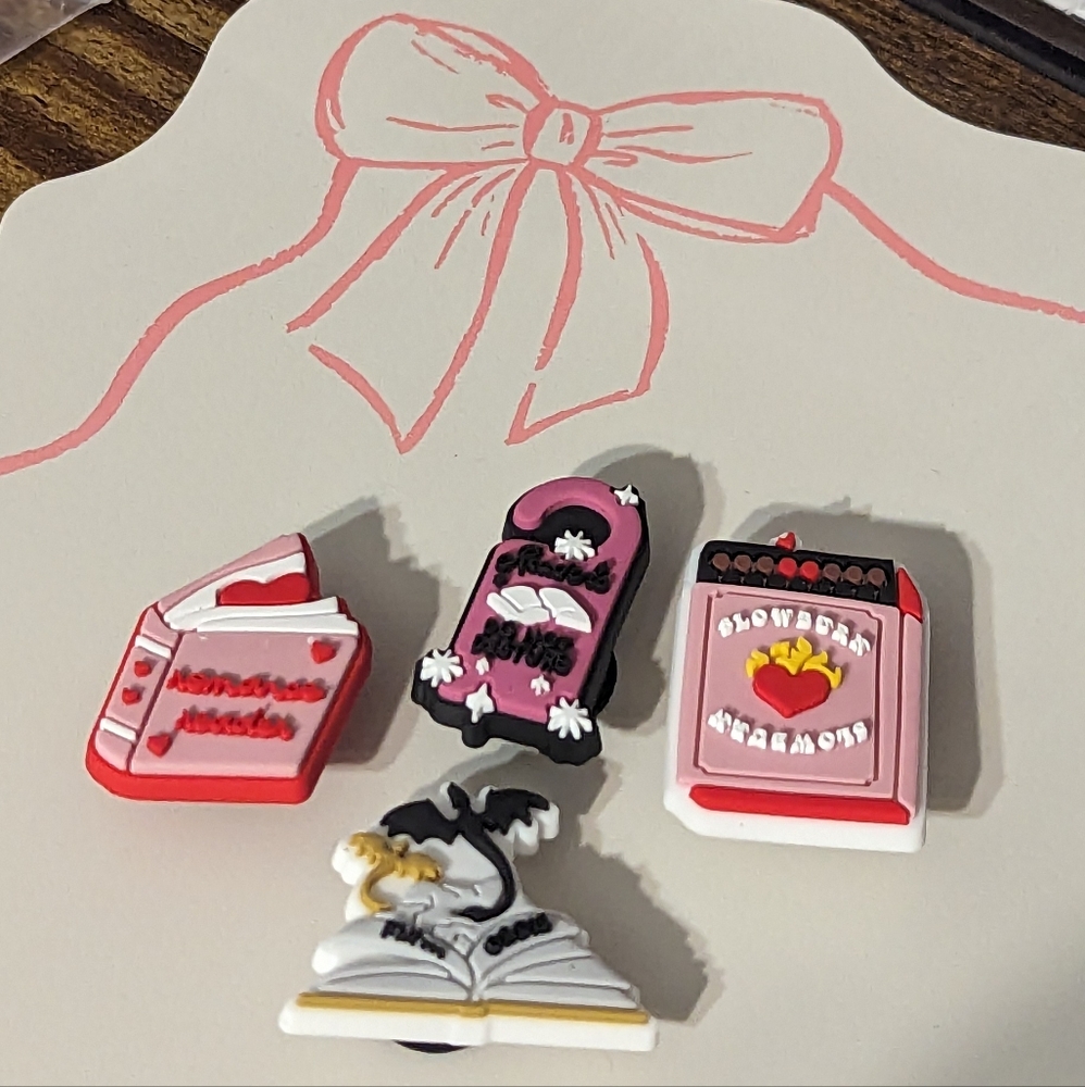 2 For $5 Item: Romance Reader Croc Charms Set New!